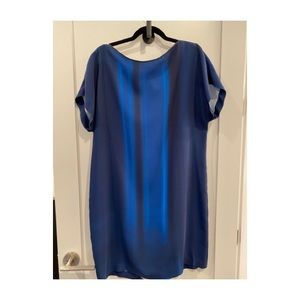 Elie Tahari Blue Shift dress w Zip neckline